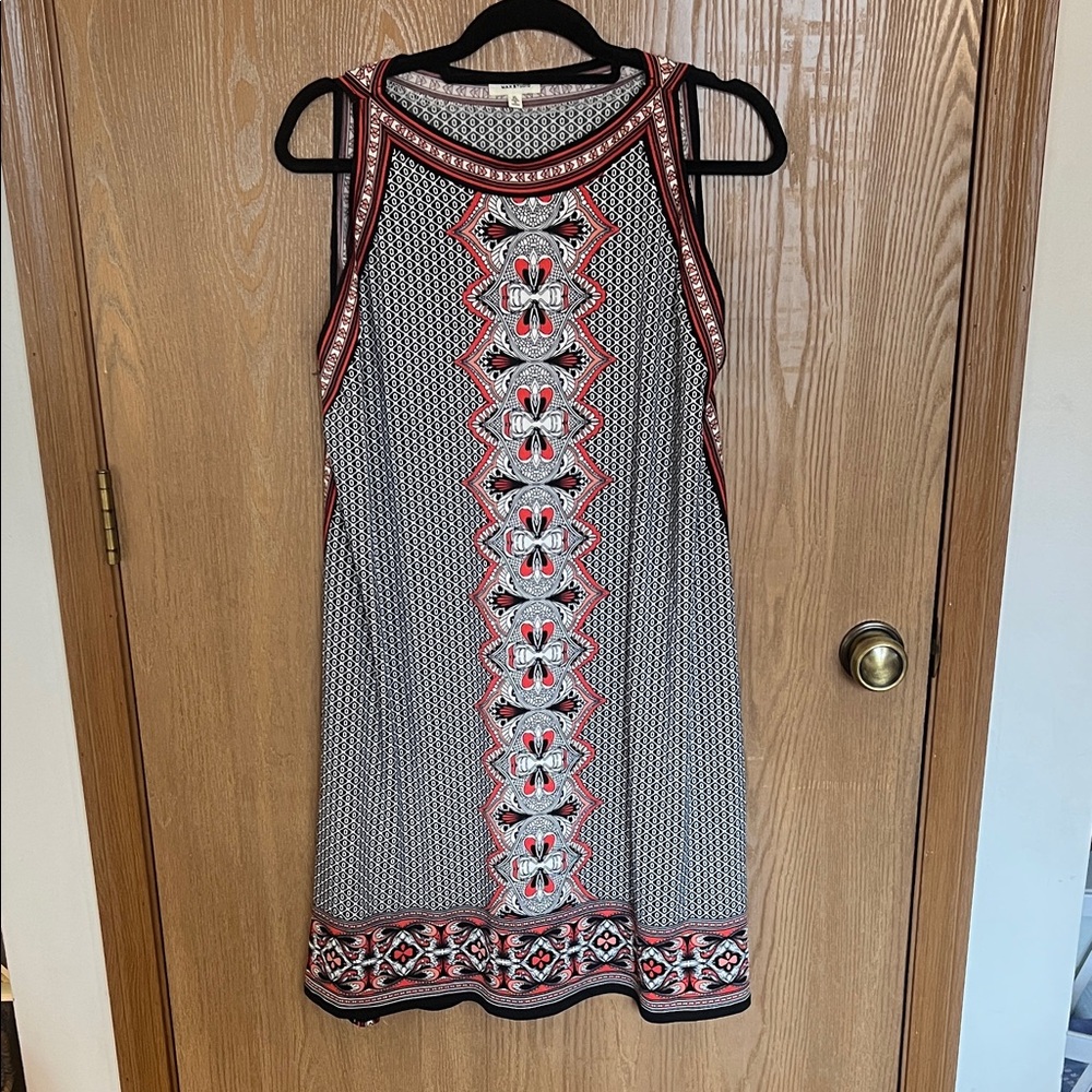 Max Studio Elegant Sleeveless Patterned Dress - image 1
